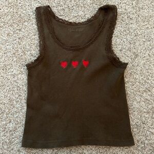 brandy melville ronnie brown lace tank with red hearts